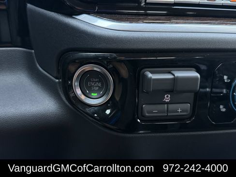 New 2026 GMC Sierra 1500 Elevation w/ Elevation Premium Package AWD/4WD image 18