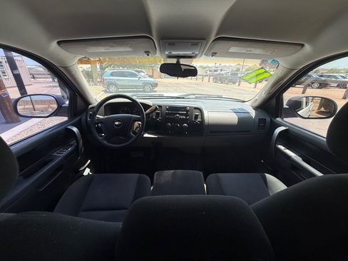 Used 2011 Chevrolet Silverado 1500 LS RWD image 18