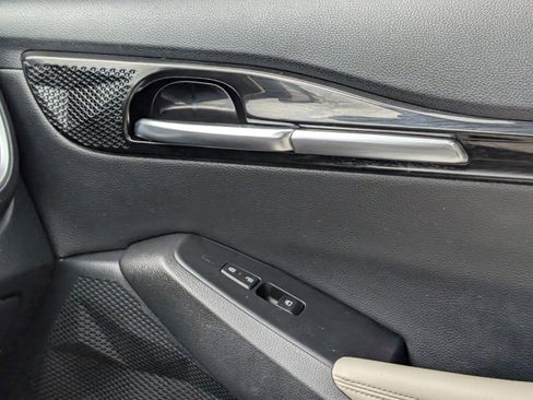 Certified 2021 Kia Seltos EX image 20