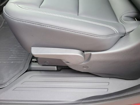 New 2025 GMC Acadia Elevation w/ Elevation Premium Package image 29