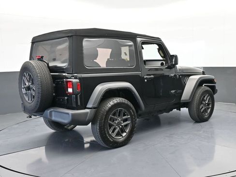 Used 2024 Jeep Wrangler Sport S image 6