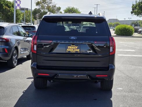 Certified 2025 Ford Expedition Max Platinum w/ Stealth Performance Package AWD/4WD image 5