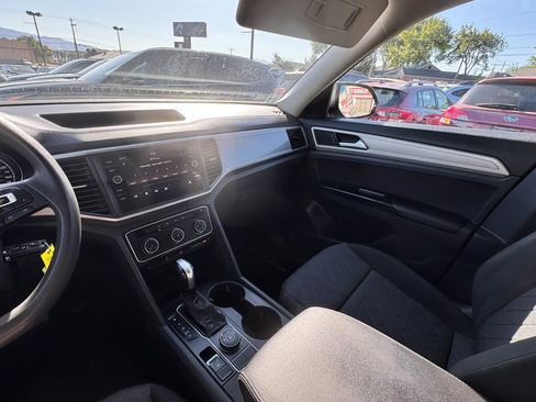 Used 2018 Volkswagen Atlas Launch Edition image 18