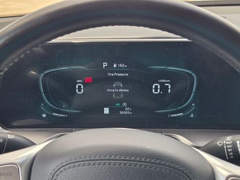 Used 2025 Kia Telluride S image 13