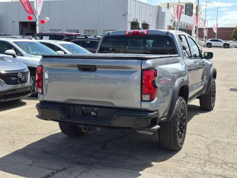 Used 2024 Chevrolet Colorado Trail Boss w/ Technology Package AWD/4WD image 3