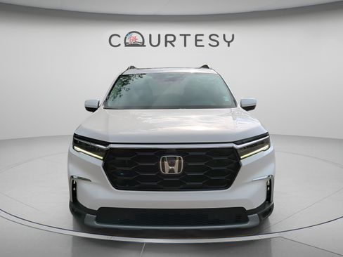 Certified 2024 Honda Pilot Elite image 10