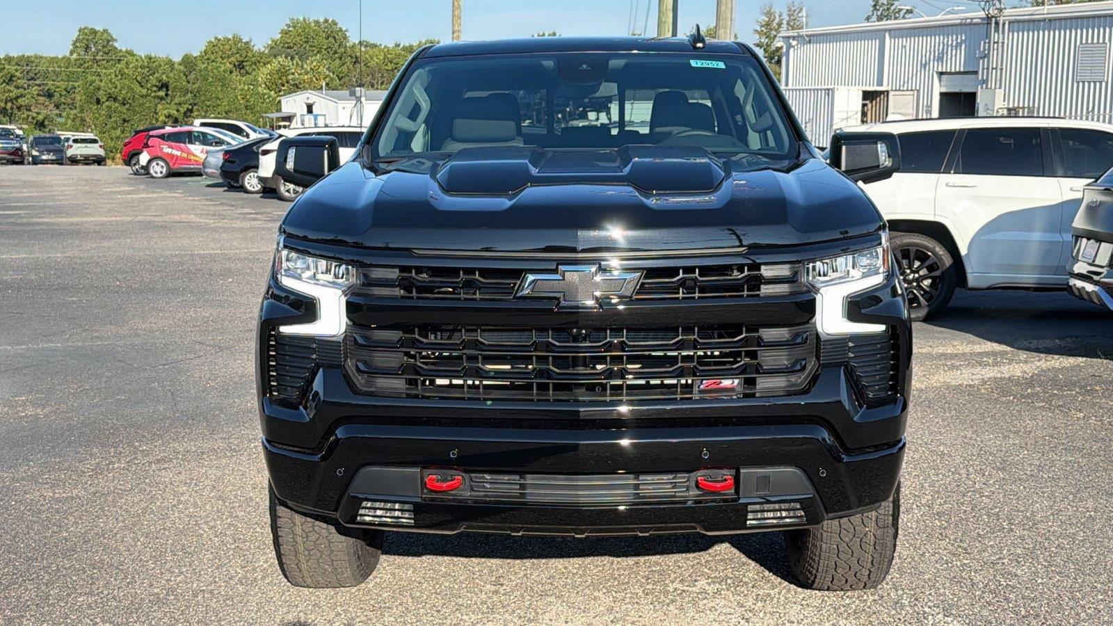 New 2026 Chevrolet Silverado 1500 LT Trail Boss w/ LT Trail Boss Premium Package AWD/4WD image 2