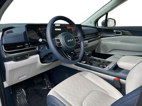 New 2026 Kia Carnival SX FWD image 8