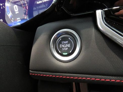 Certified 2024 Chevrolet Colorado Z71 w/ Z71 Convenience Package 2 image 21