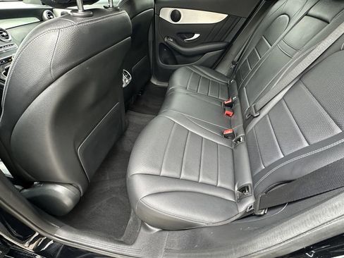 Certified 2022 Mercedes-Benz GLC 300 image 24