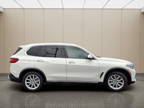 Used 2023 BMW X5 xDrive40i w/ Premium Package AWD/4WD image 5