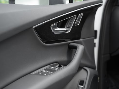 New 2026 Audi Q7 2.0T Premium AWD/4WD image 21