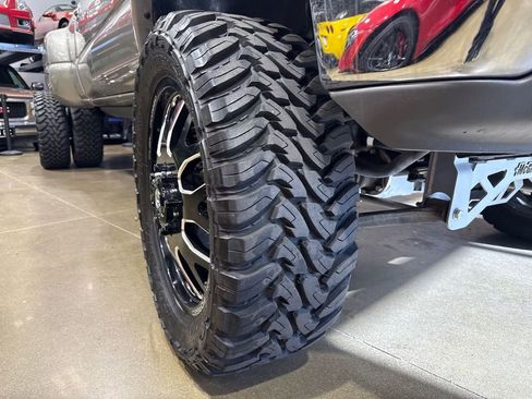 Used 2002 Chevrolet Silverado 3500 LT w/ Off-Road Skid Plate Pkg image 54