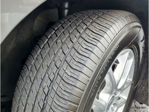 Used 2022 Chrysler Pacifica Touring-L FWD image 12