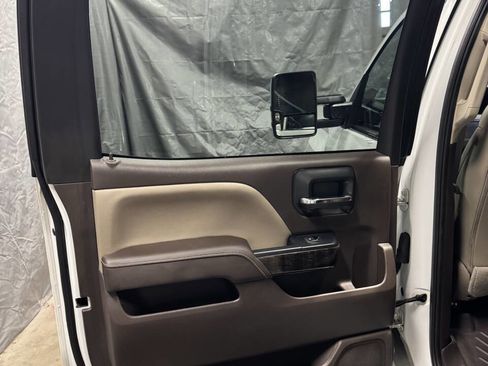 Used 2016 GMC Sierra 2500 Denali w/ Duramax Plus Package image 13