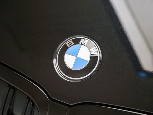 Used 2026 BMW 330i Sedan w/ M Sport Package RWD image 8