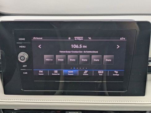 Certified 2025 Volkswagen Taos S image 18