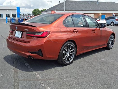 Used 2022 BMW 330i xDrive Sedan w/ Convenience Package AWD/4WD image 6