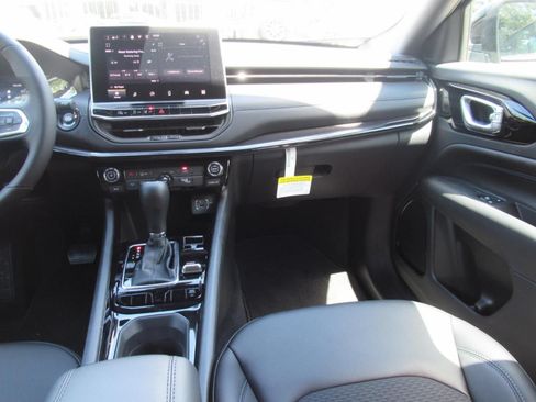 New 2026 Jeep Compass Latitude AWD/4WD image 14