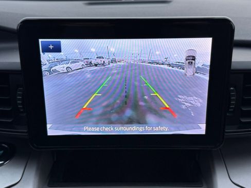 Certified 2022 Ford Explorer XLT image 35