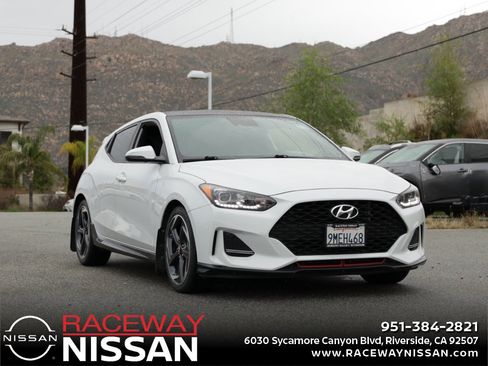 Used 2020 Hyundai Veloster Turbo image 1