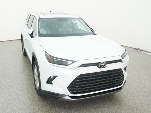 New 2026 Toyota Grand Highlander Limited image 91
