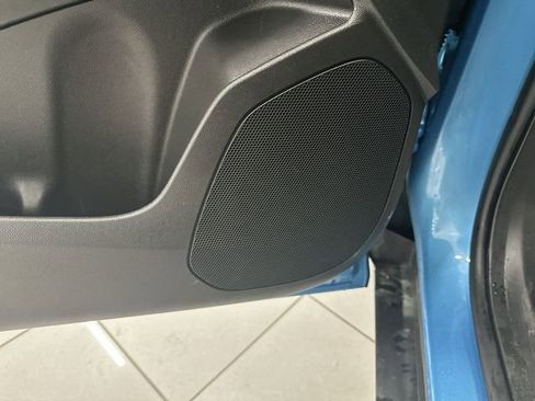 Used 2025 Chevrolet Trax RS w/ Driver Confidence Package image 25