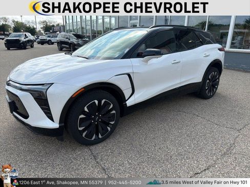 Used 2025 Chevrolet Blazer EV RS AWD/4WD image 1