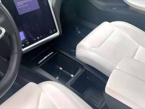 Used 2018 Tesla Model S 75D AWD/4WD image 16