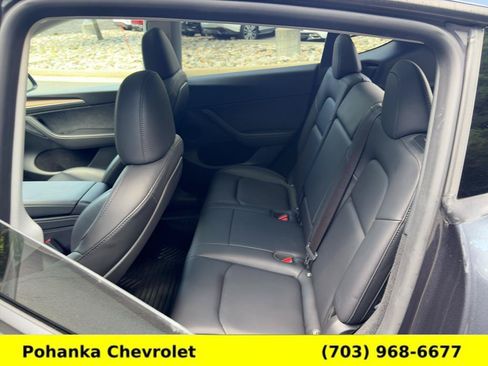 Used 2024 Tesla Model Y Long Range RWD image 19