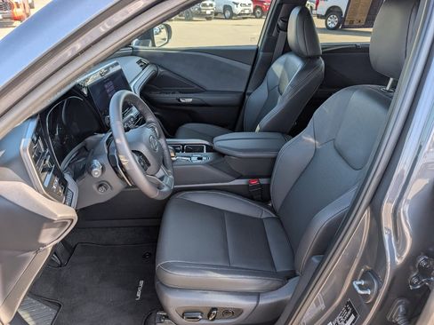 Used 2025 Lexus TX 350 FWD image 2