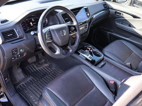Used 2021 Honda Pilot Black Edition image 18