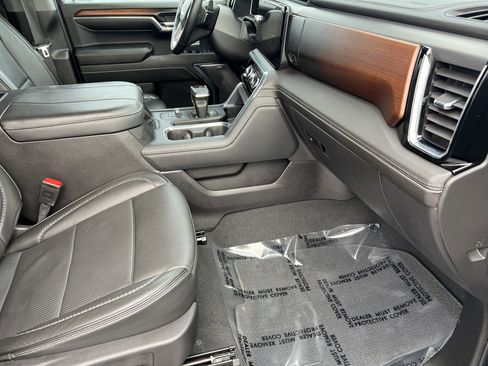 Used 2024 GMC Sierra 1500 Denali w/ Denali Reserve Package image 24