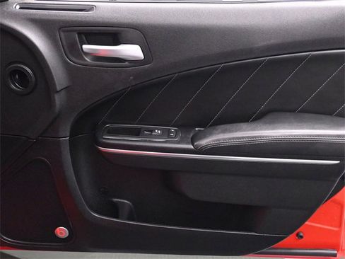 Used 2016 Dodge Charger R/T image 19