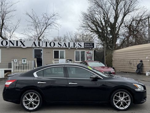 Used 2010 Nissan Maxima 3.5 SV w/ Sport Pkg FWD image 6
