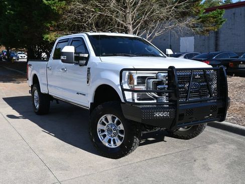 Used 2021 Ford F350 Limited AWD/4WD image 2