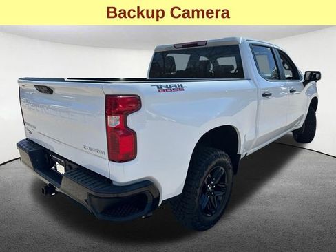 Used 2025 Chevrolet Silverado 1500 Custom Trail Boss AWD/4WD image 10