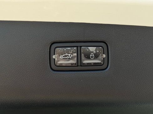 New 2026 Genesis GV70 2.5T Sport Prestige AWD/4WD image 17