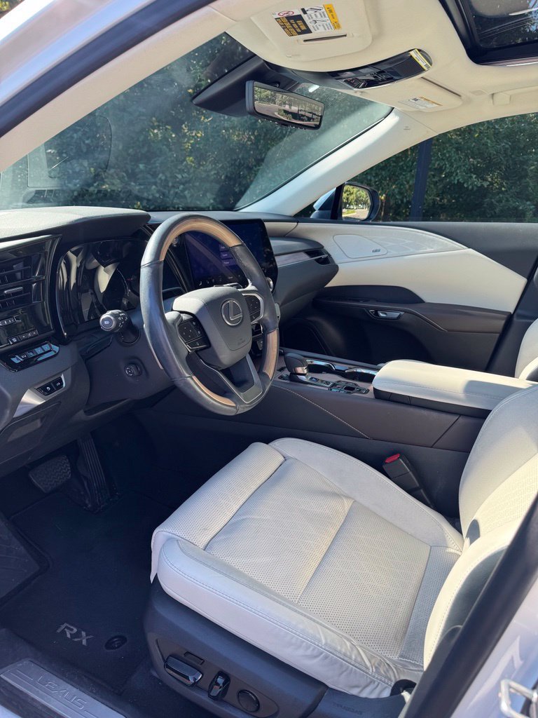 Used 2024 Lexus RX 350 AWD w/ Convenience Package image 8