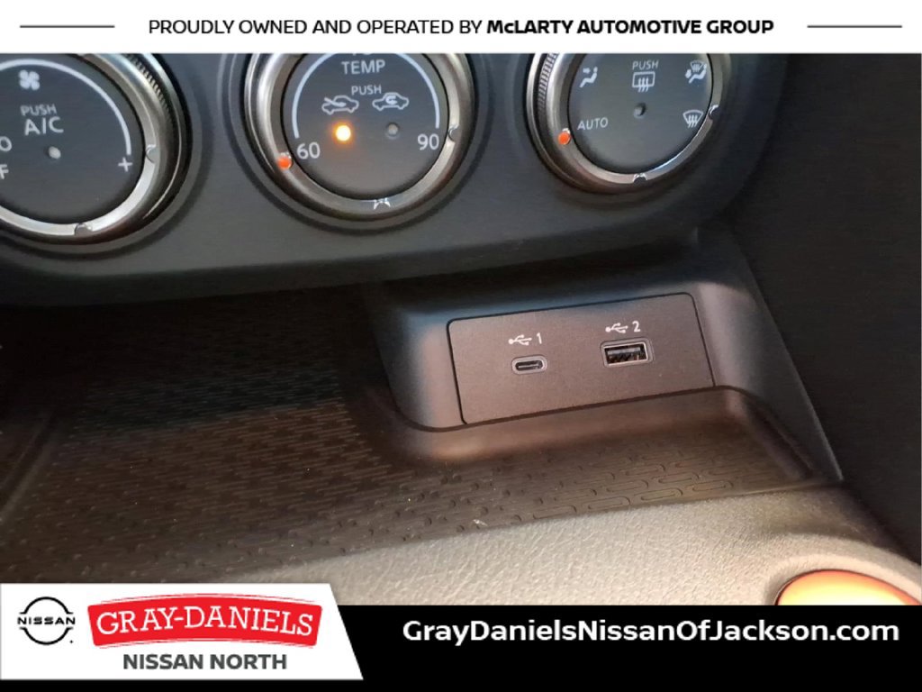New 2026 Nissan Z NISMO w/ Floor Mat Package RWD image 19