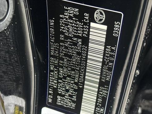 Certified 2025 Toyota Camry SE image 33