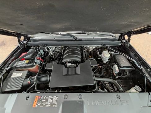 Used 2017 Chevrolet Tahoe Premier AWD/4WD image 28