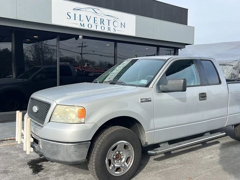 Used 2006 Ford F150 XLT image 1