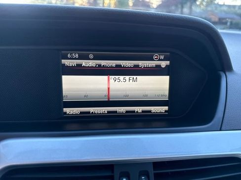 Used 2014 Mercedes-Benz C 300 4MATIC Sedan image 18