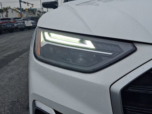 Used 2023 Audi Q5 2.0T Premium w/ Convenience Package AWD/4WD image 9