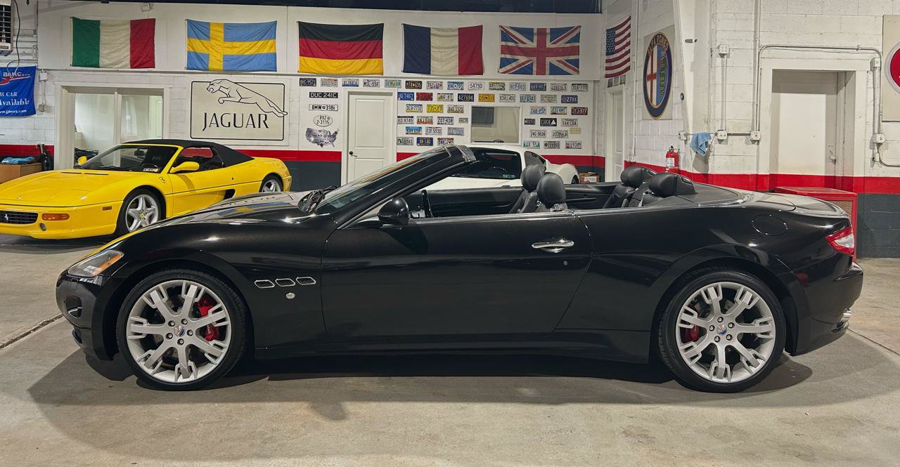 Used 2011 Maserati GranTurismo Convertible RWD image 4