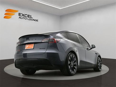Used 2023 Tesla Model Y Performance image 42
