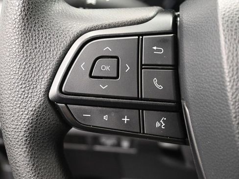 Certified 2025 Toyota Sienna LE w/ LE Plus Package image 17