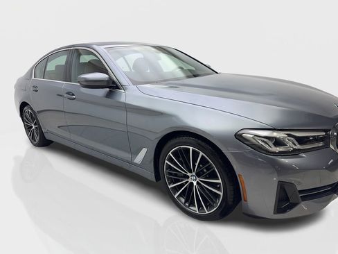 Used 2022 BMW 530i xDrive w/ Convenience Package image 11