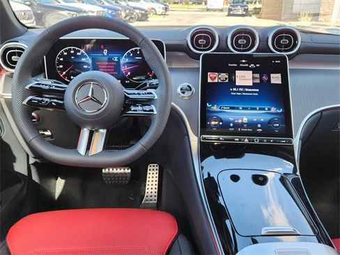 New 2025 Mercedes-Benz GLC 300 4MATIC image 13